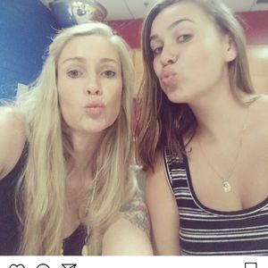 Meet your Posher, Nicole